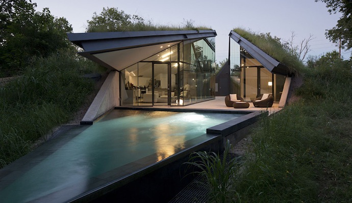 Edgeland House