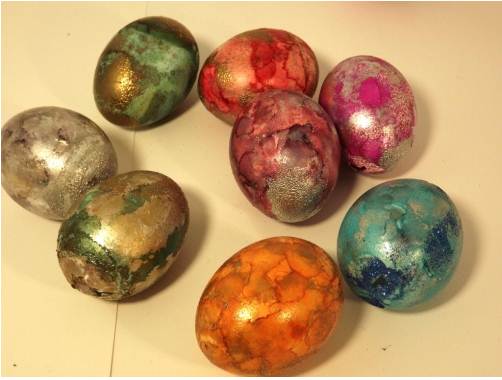 easteregg171 Dont Be a Chicken! Try these 20 Creative Easter Egg Ideas