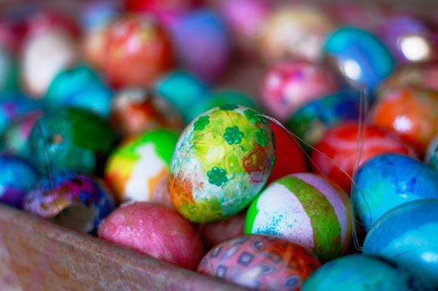 easteregg191 Dont Be a Chicken! Try these 20 Creative Easter Egg Ideas