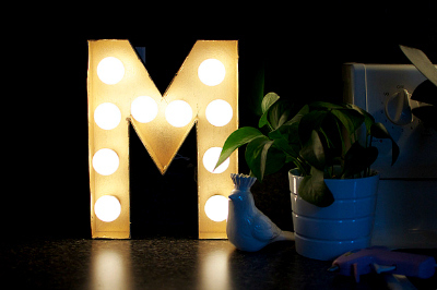 Decorative Lights: DIY Marquee