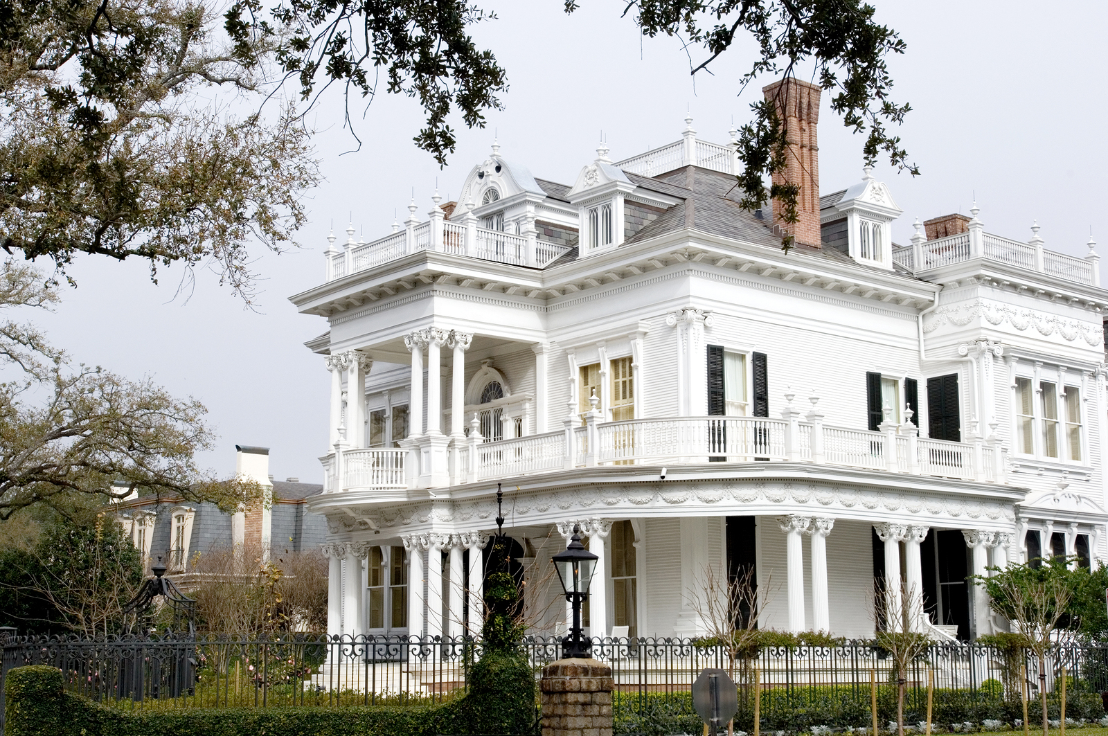 White mansion in traditional style in New Orleans