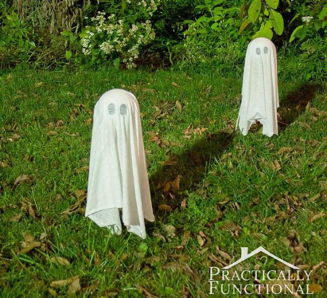 9 Budget-Friendly Outdoor Decor Ideas for Halloween