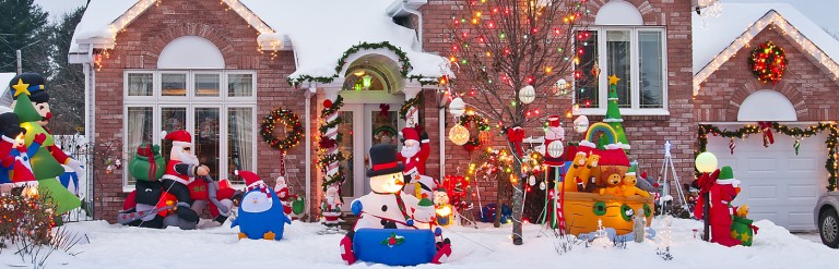 Holiday Yard Decorations for Spirited Celebrations | Dallas Fort Worth ...