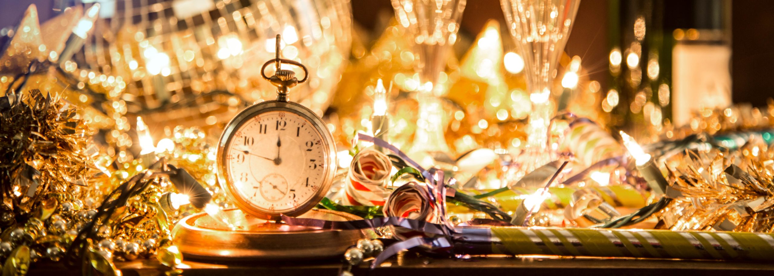 Six Tips for Hosting an Unforgettable Masquerade Ball
